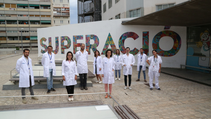 Investigadors cefalea i COVID-19