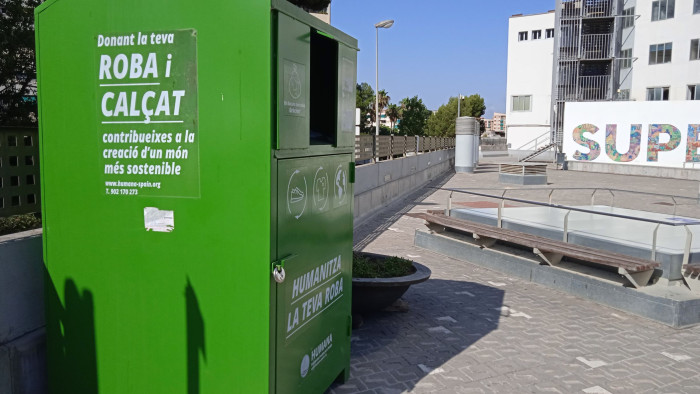 contenidors-roba-humana