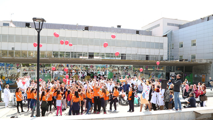 Dia Internacional Nen Hospitalitzat